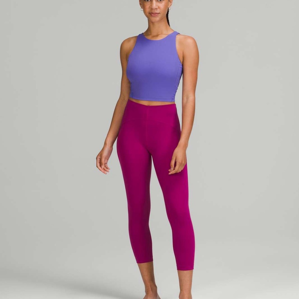 Brand New Lululemon "INSTILL HR CROP" 23" -  Size 6